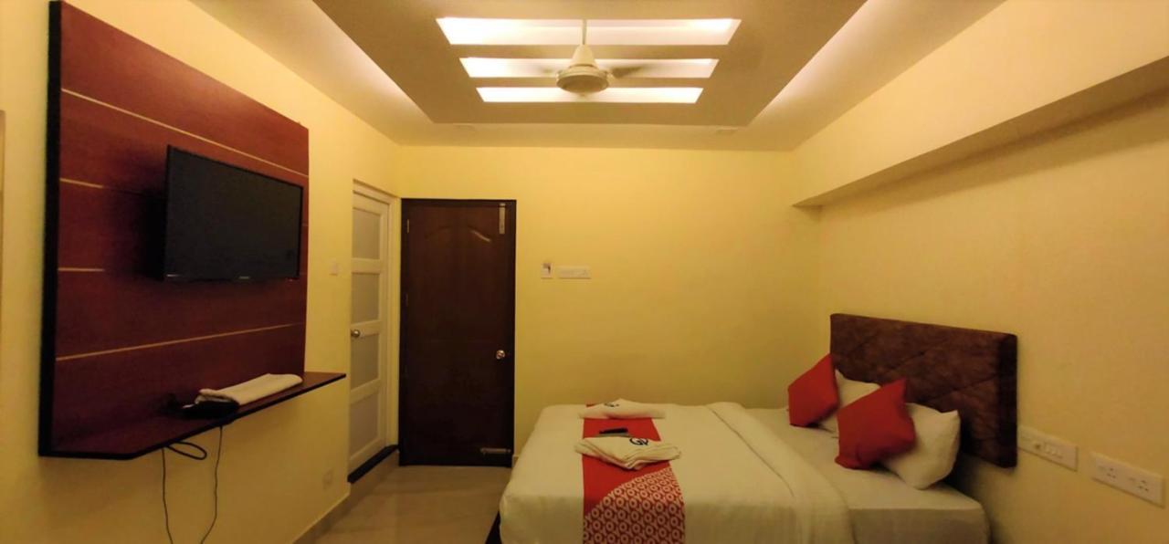 โรงแรมกรีน พลาซา Thrissur ภายนอก รูปภาพ