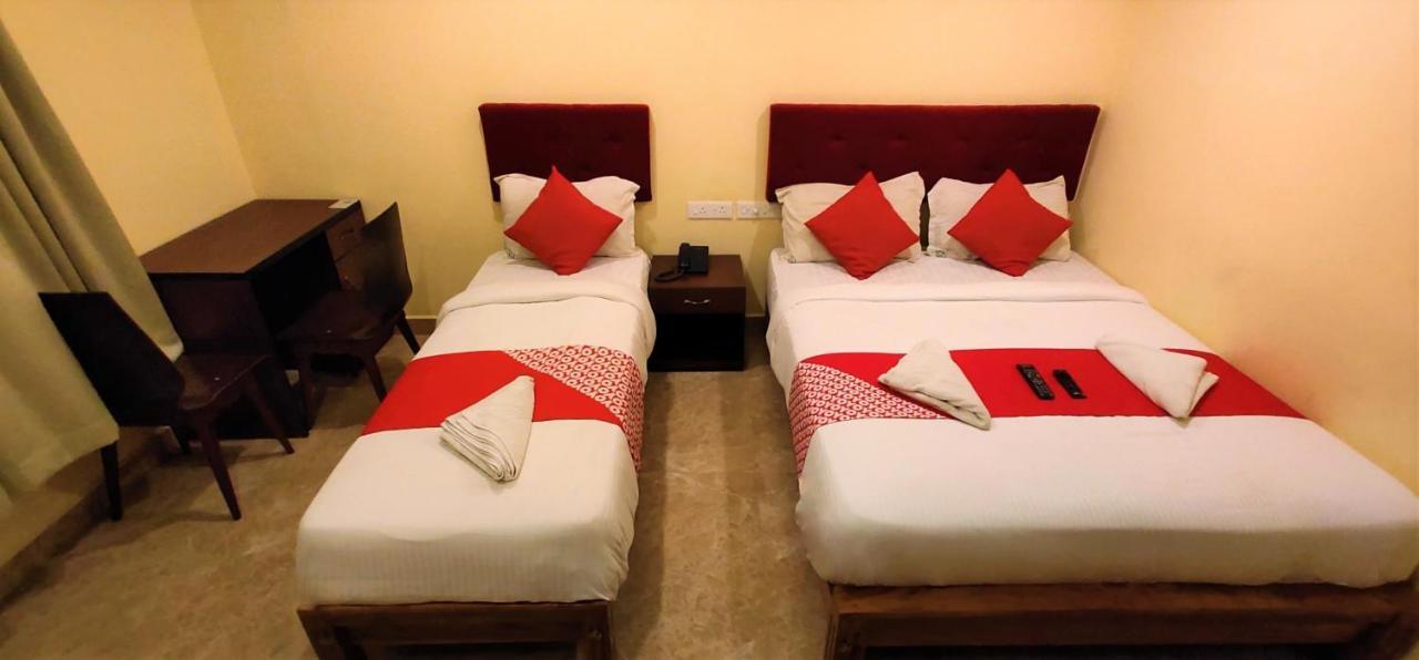 โรงแรมกรีน พลาซา Thrissur ภายนอก รูปภาพ