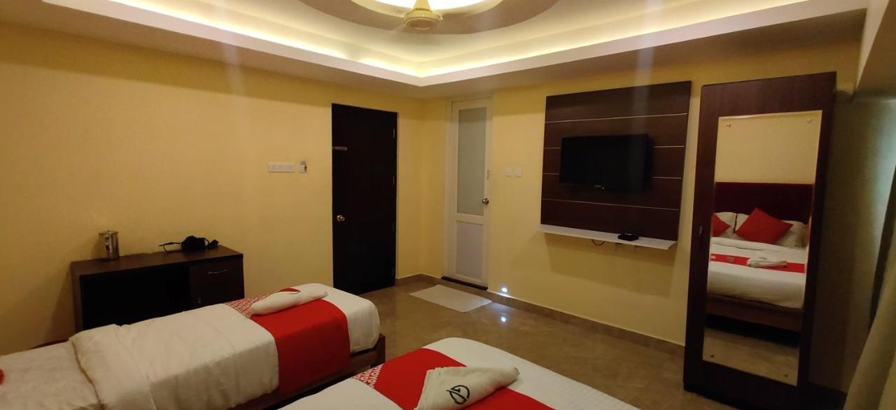 โรงแรมกรีน พลาซา Thrissur ภายนอก รูปภาพ